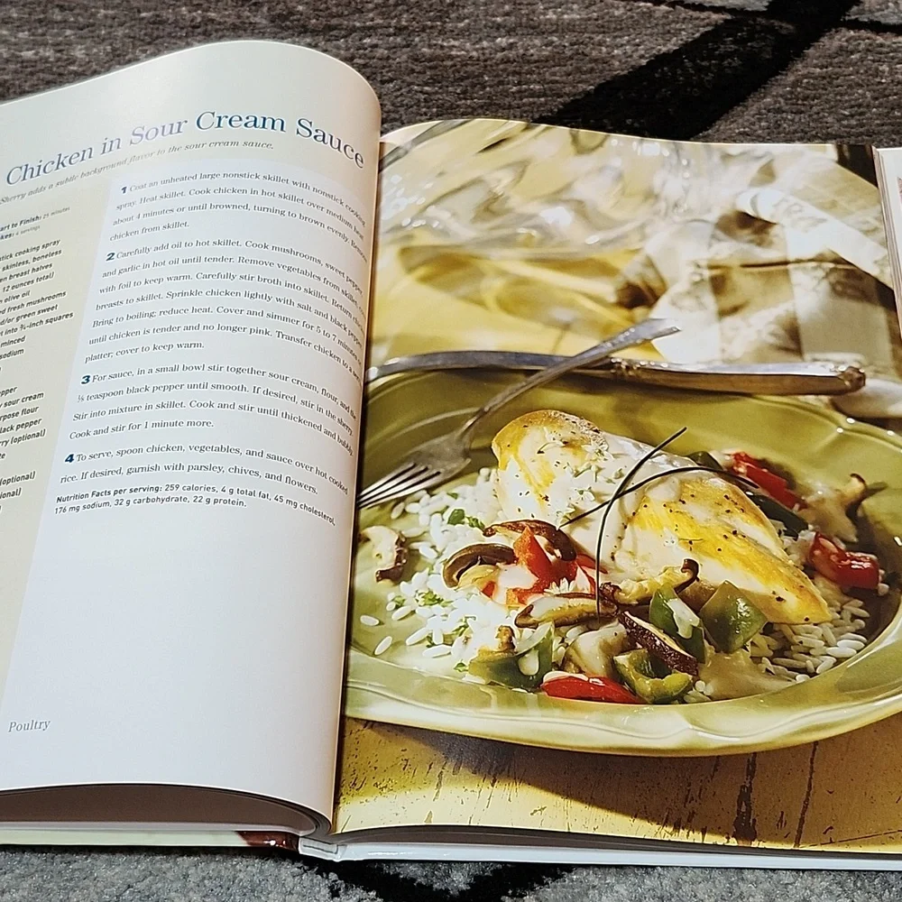 1ST EDITION BETTER HOMES & GARDENS EASY DINNER HEALTHY RECIPES 2009 HARDCOVER